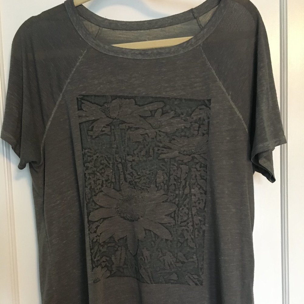 American Eagle Flower Tee